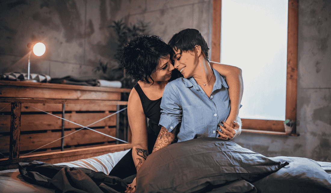 Best Lesbian Sex Toys, Strap-Ons & Dildos SAPHETTE